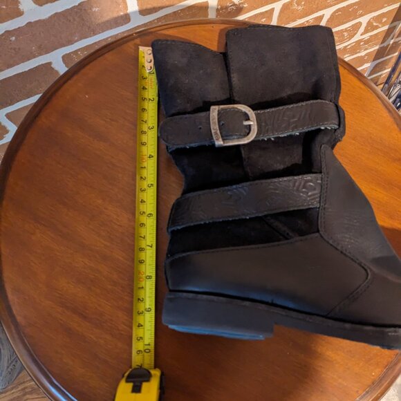 Emu Leather & Suede Ankle Boots - Picture 10 of 10